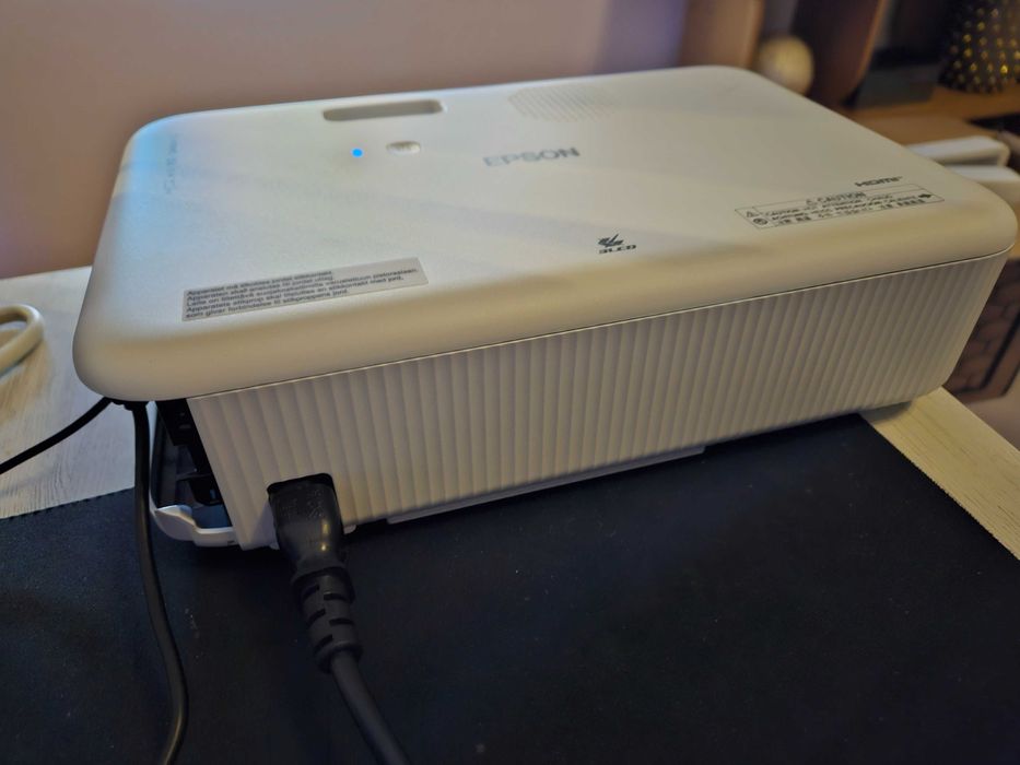 Projetor Epson CO-FH02 (Full HD, Android TV) c/3 anos de garantia