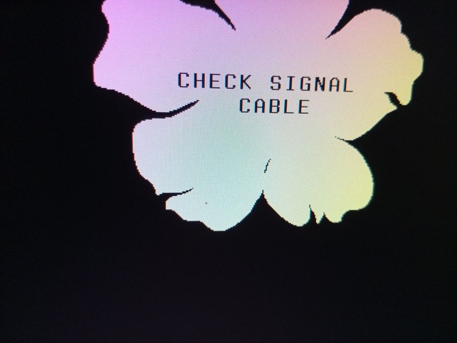 Monitor LG mały sprawny w dobrym stanie i klawiatura gratis