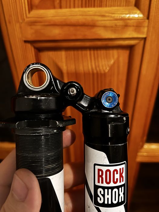 RockShox vivid r2c аморт