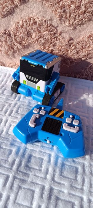 Zdalnie sterowany robot