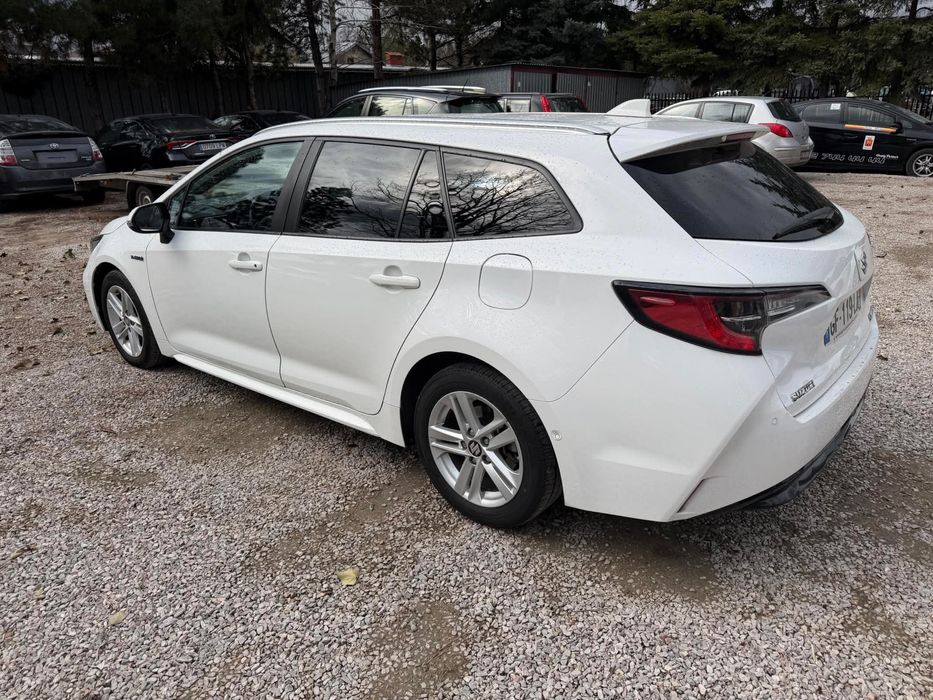 Suzuki Swace / Toyota Corolla hybrid