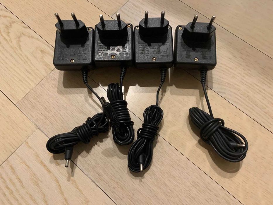 Блок питания - адаптер  на   12V