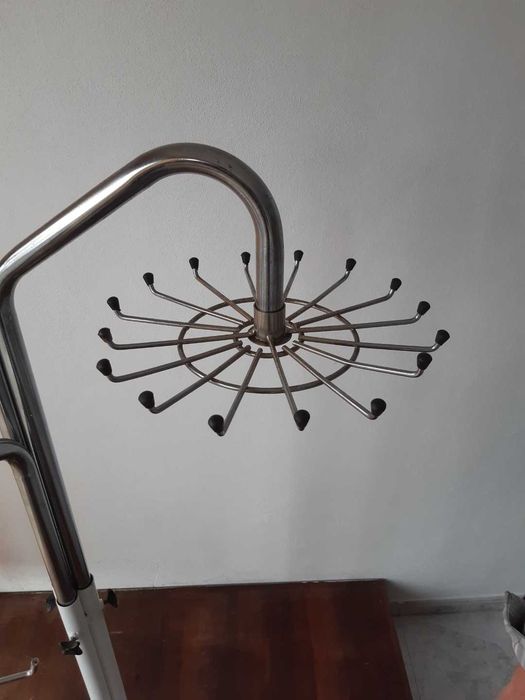 Expositor de gravatas cintos ou meias