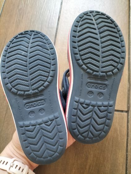 Sandały Crocs dziecięce rozm C-9 (25/26)
