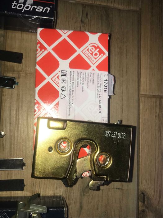 ручки дверні Volkswagen Golf 2 Jetta 2 Passat B2 Caddy 1 Derby Golf 1 Jetta 1 Polo 2 Audi 100 C3  Гольф 1 2 Джетта 2 Пассат б2