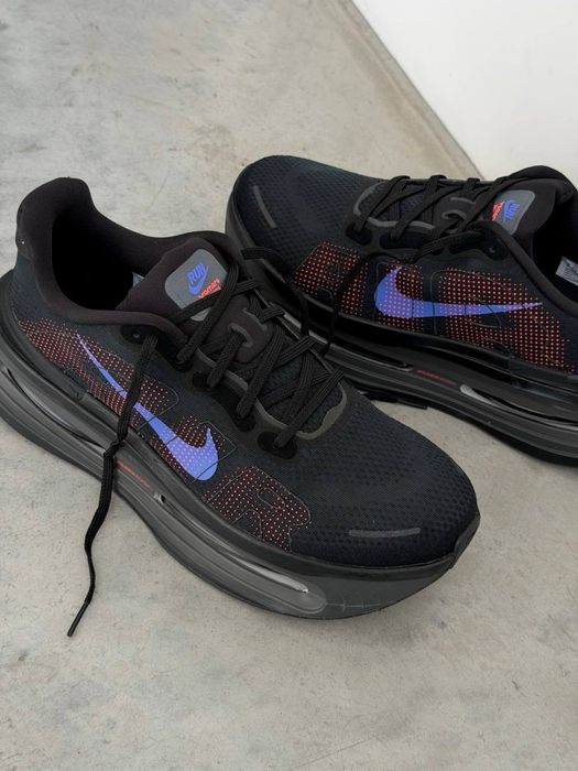 Оригинал Nike Vomero Premium Sapphire (HM5973 002) оригінальні кросівки для бігу чоловічі вомеро преміум