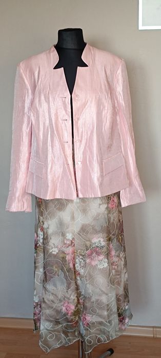 Elegancki komplet damski