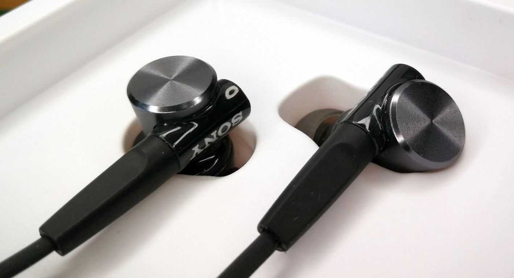 SONY MDR-XB75AP " Originais ", importação do Japão. ( New Old Stock )!