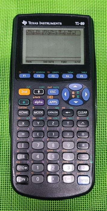Calculadora gráfica Texas Instruments TI-89 + Cabos. Completamente funcional