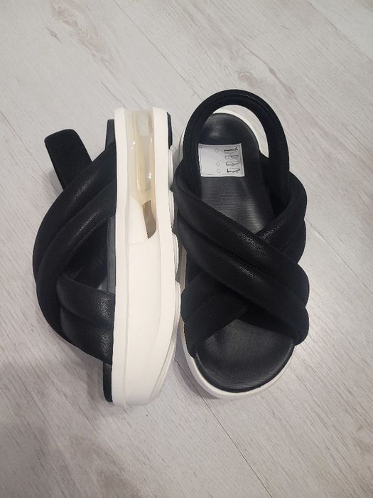 Сандалии жіночі NIKE AIR MAX Isla нові original