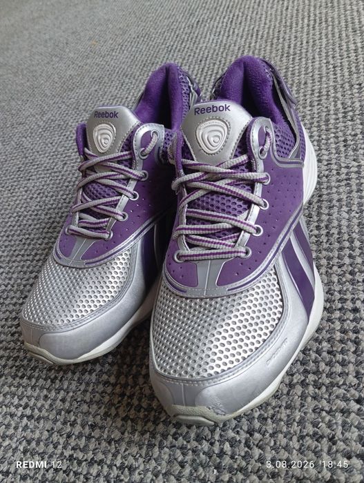 Damskie buty do fitnessu i chodzenia Reebok EasyTone r. 41