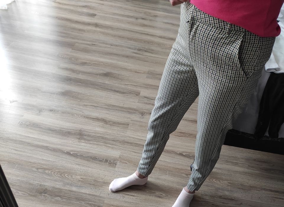 Eleganckie spodnie Reserved