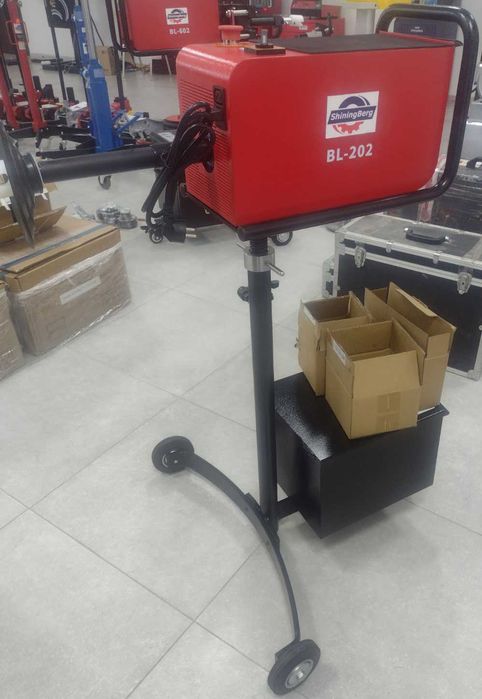 Стенд станок токарный для проточки тормозных дисков ShiningBerg BL-202