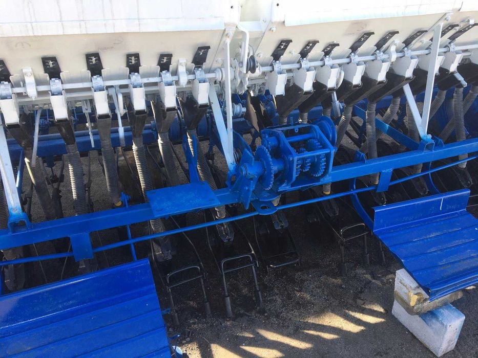 Сівалка СЗ-3.6 з загортачами в гарному стані