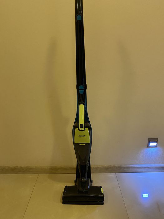 Odkurzacz pionowy mpm