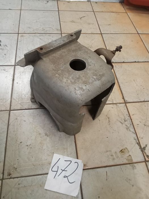 Ursus 308 dzik 21 pokrywa osłona cylindra silnik oryginał