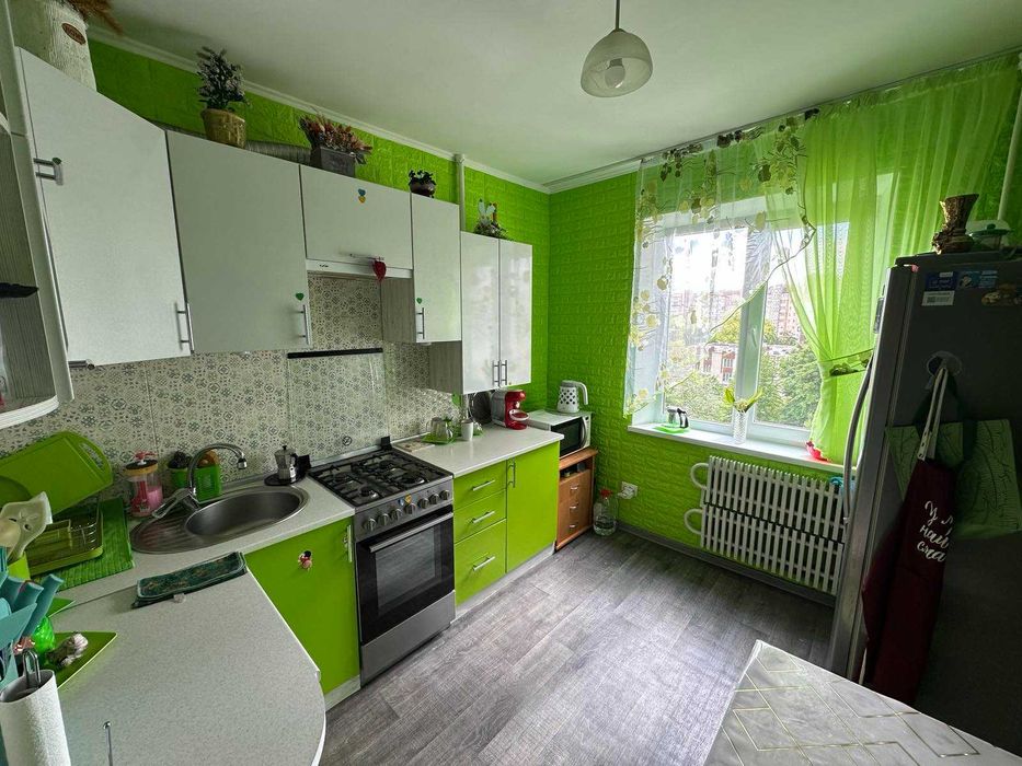Продам 4-кім.квартиру м.Тернопіль, вул. 15 квітня