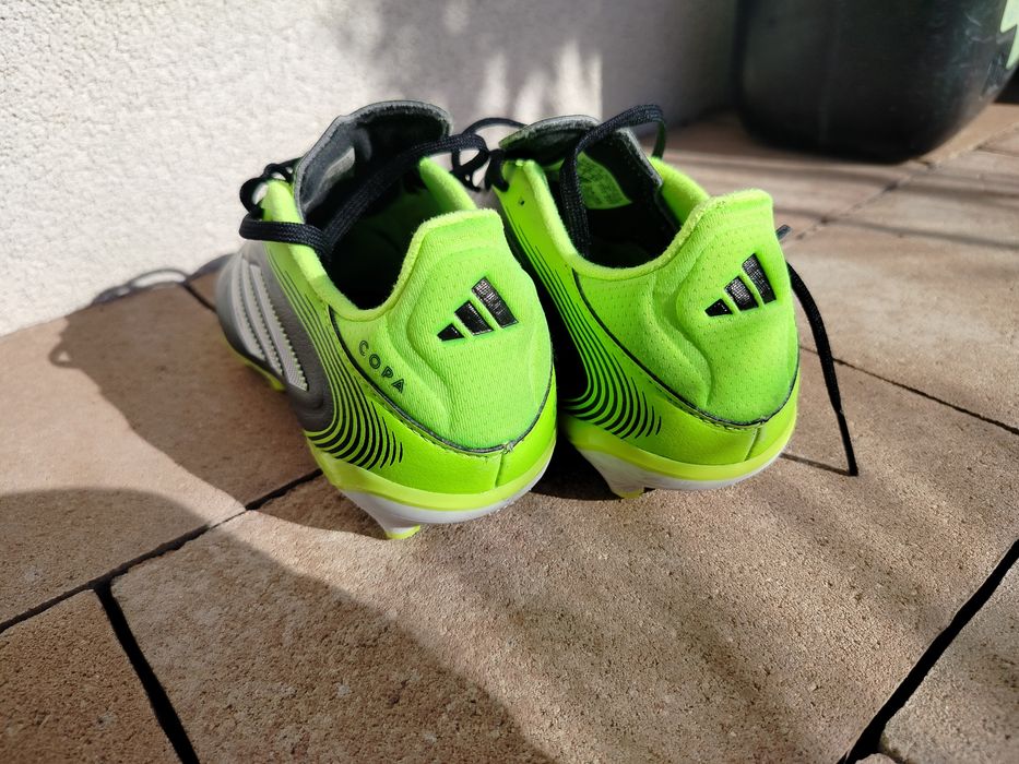 Buty piłkarskie korki Adidas Copa 33