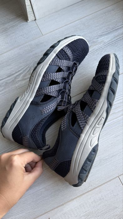Жіночі кросівки Skechers 38р