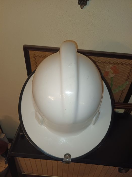 Capacete de bombeiros