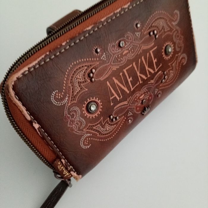 Carteiras Anekke