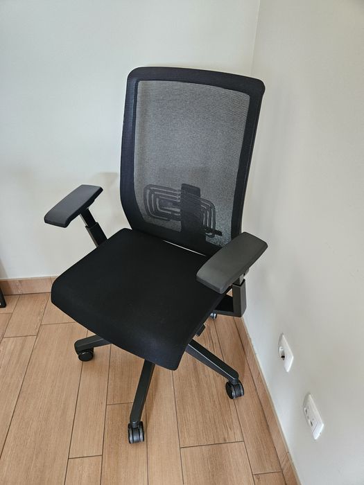 Haworth Very Cadeira de Escritório Ergonómica