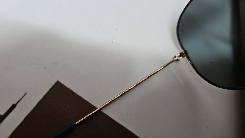 Продам очки Ray Ban оригинал очень редкие истильные