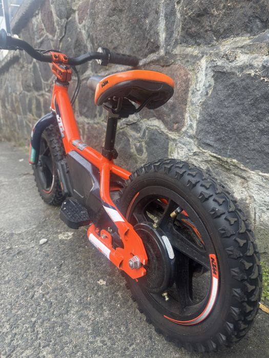 Rower elektryczny KTM