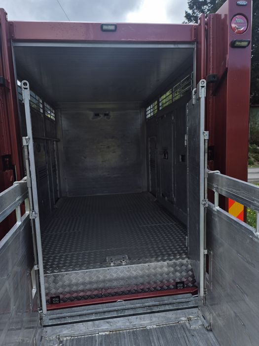 Mercedes Sprinter 519 do przewozu zwierzat