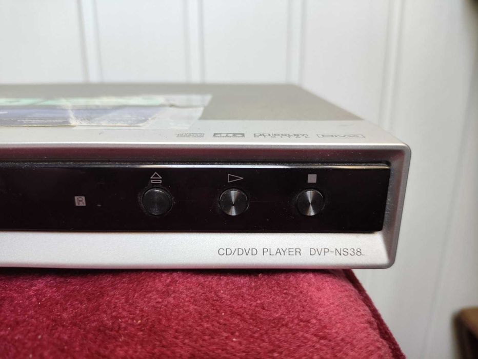 SONY DVP-NS38 cd/dvd player