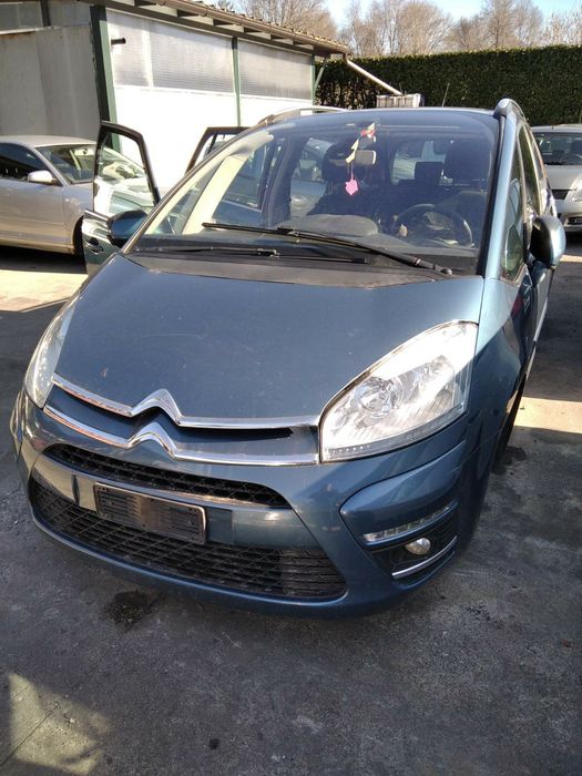 Есть запчасти на Citroen C4 Picasso 1.6 дизель минивэн 2006 -2013