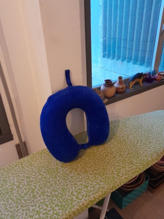 Vendo Almofada de Viagem PRIMARK muito bonita como nova