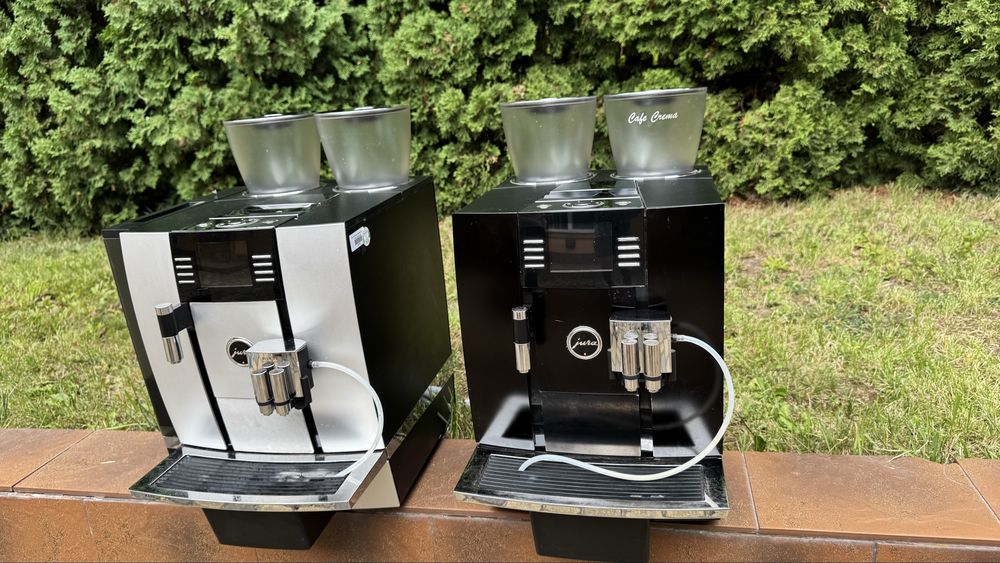 Професійна кавомашина Jura X7 Professional