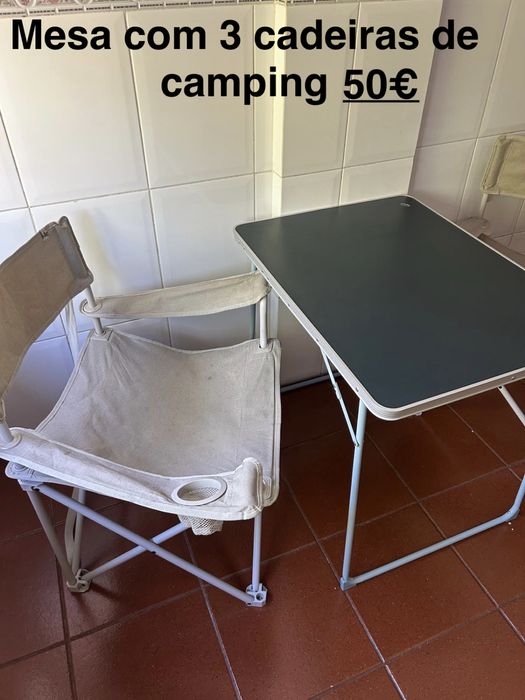 Mesa com tres cadeiras
