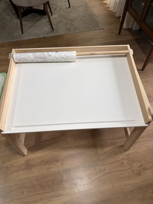 Secretaria IKEA nunca usada
