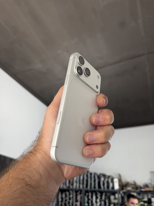 Apple Iphone 17 Pro Max 256 gb як новий айфон Про Макс