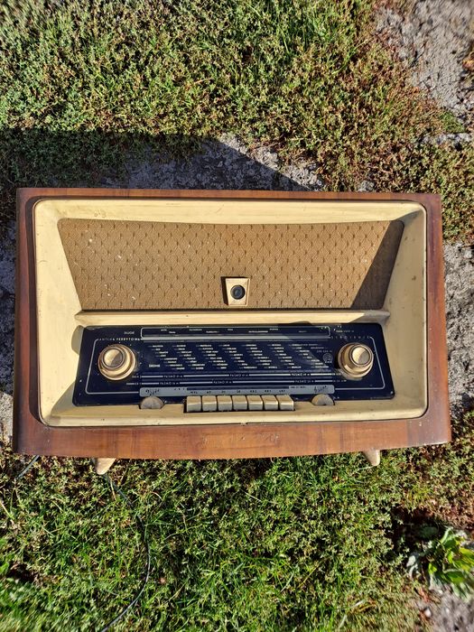 Radio BOLERO 3281