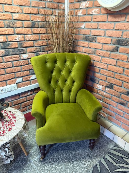 Fotel w stylu vintage zieleń
