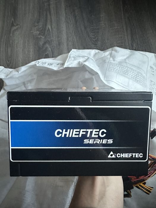 Блок питания Chieftec (gpb-500s8) 500Вт