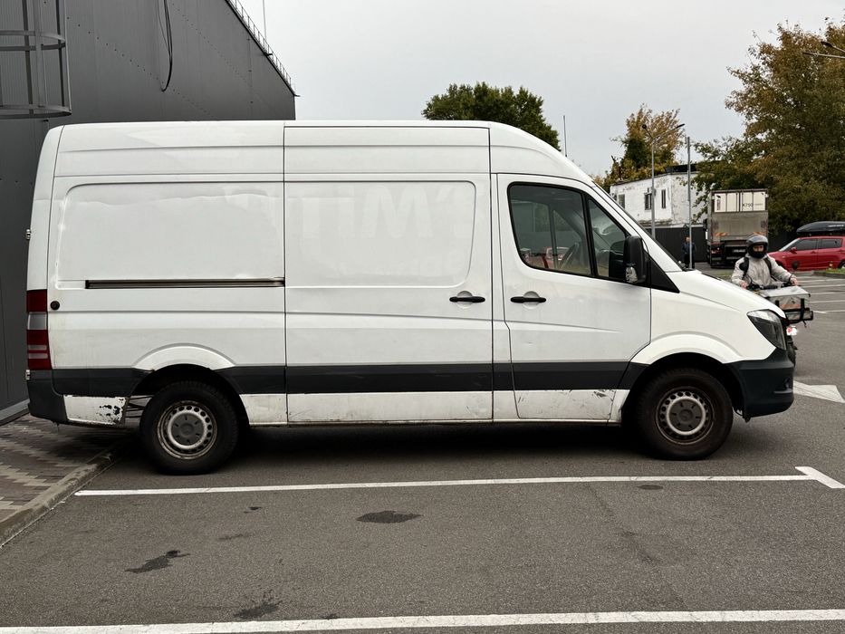 Mercedes-Benz Sprinter 2013