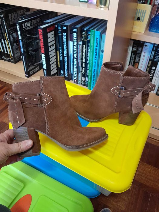 Botas de cano baixo, tamanhos 36 e 37. Tamaris, Pikolinos, Dune