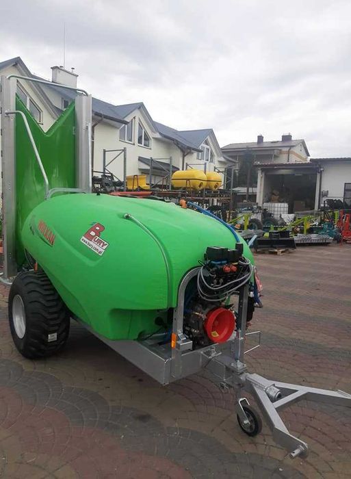 Opryskiwacz Sadowniczy WULKAN  MAX FLOW 2000 LITRÓW