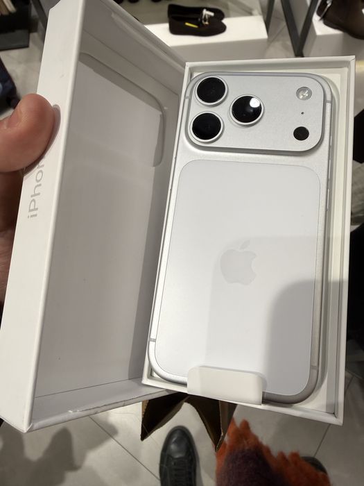 Iphone 17 PRO 256gb Cinzento