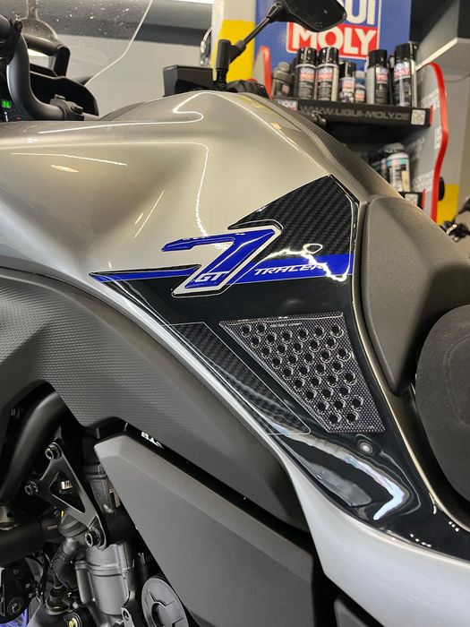 Yamaha Tracer 7 GT de 11/2025 em estado rigorosamente "Nova".