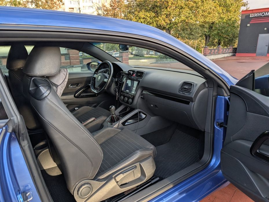 Volkswagen sciroocco 1.4tsi 2009р в відмінному стані