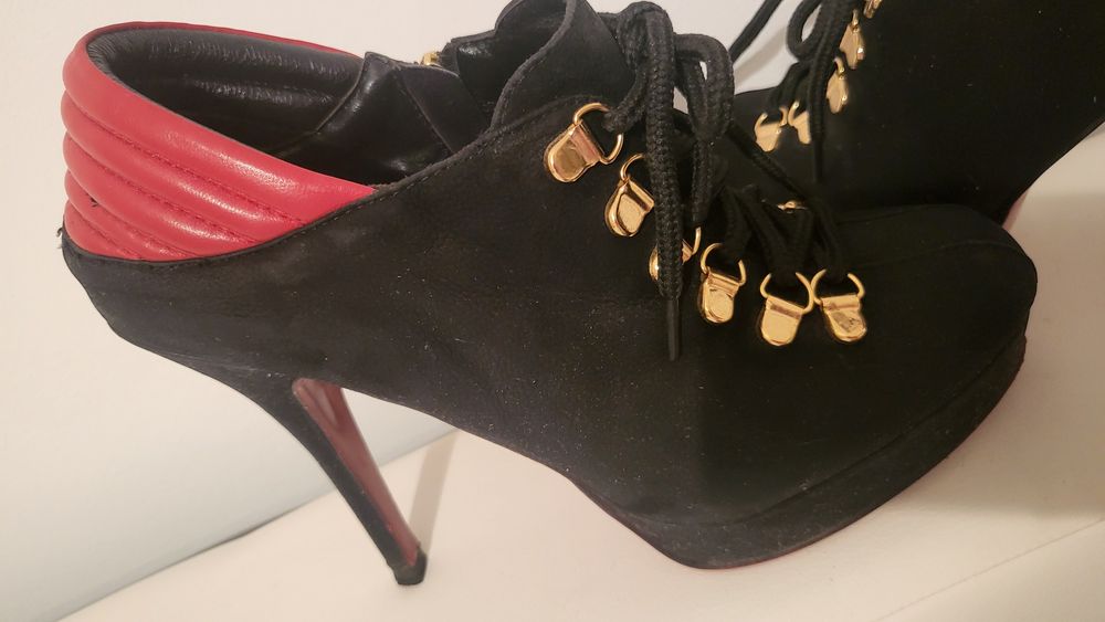 Kazar rozm. 39 czerwono czarne