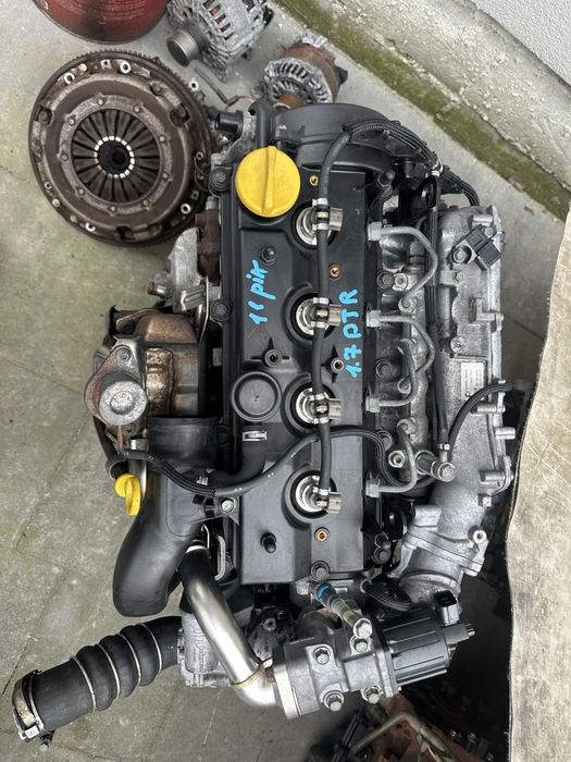 Двигатель Двигун Мотор Z17DTR 1.7 Opel Astra H Zefira B,C Опель Зефіра