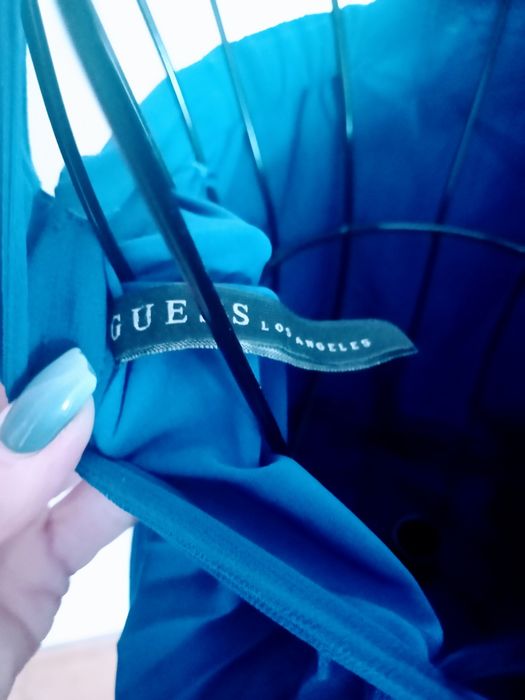 Sukienka habrowa Guess