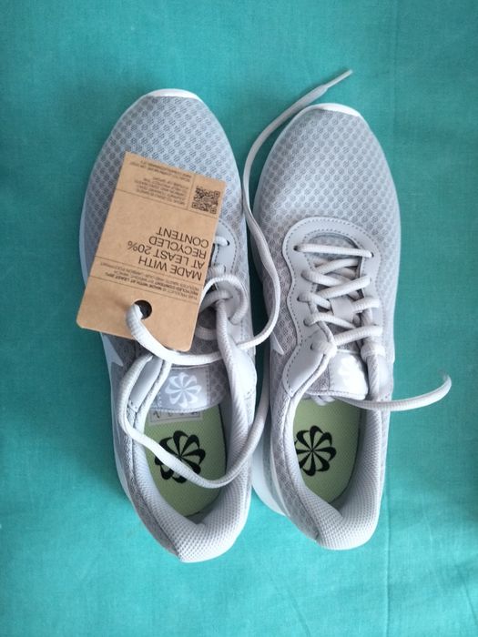 Ténis WMNS Nike Tanjun