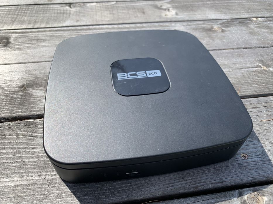 Rejestrator BCS NVR0401E